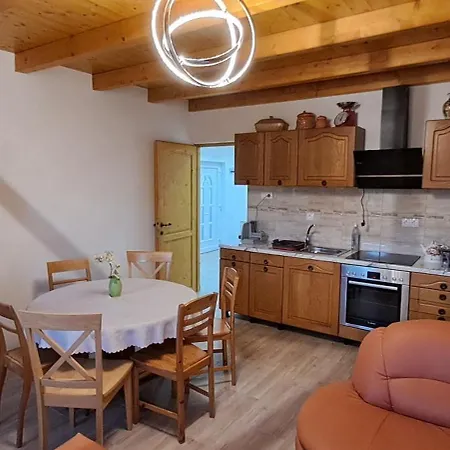 Manipura Villa Szemenyecsörnye Buitenkant foto